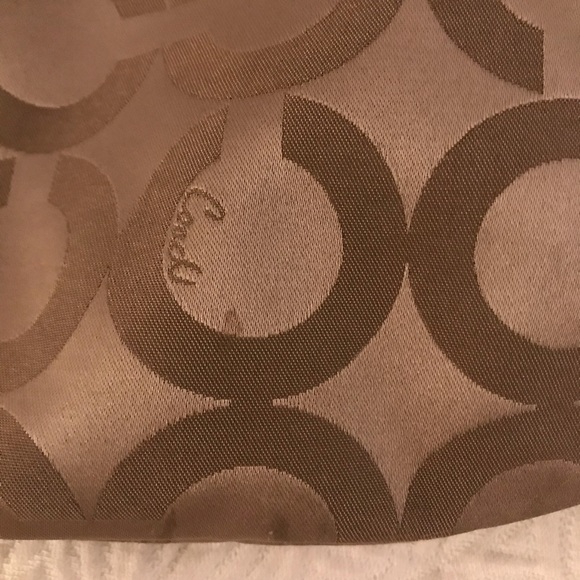 EUC coach fabric purse - Picture 6 of 7